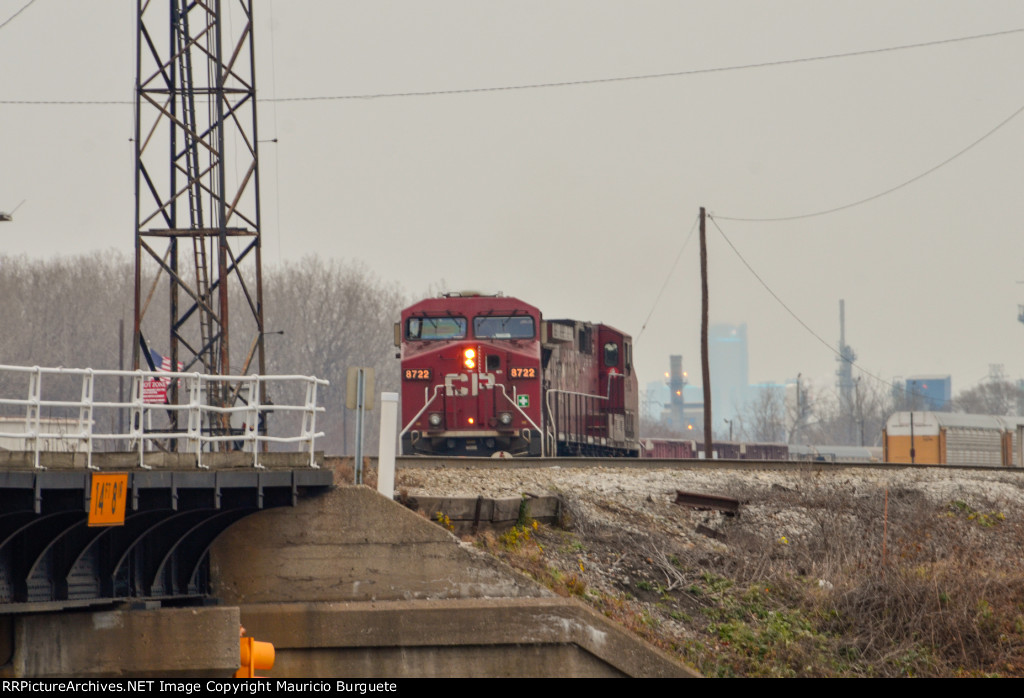 CP ES44AC & AC44CW Locomotives 